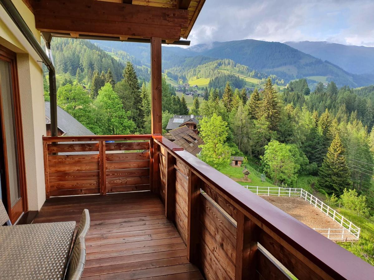 Ferienwohnung Magic View @ Rosie Chalet Bad Kleinkirchheim Exterior foto